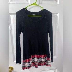 TORRID LONG SLEEVE TOP SIZE 00